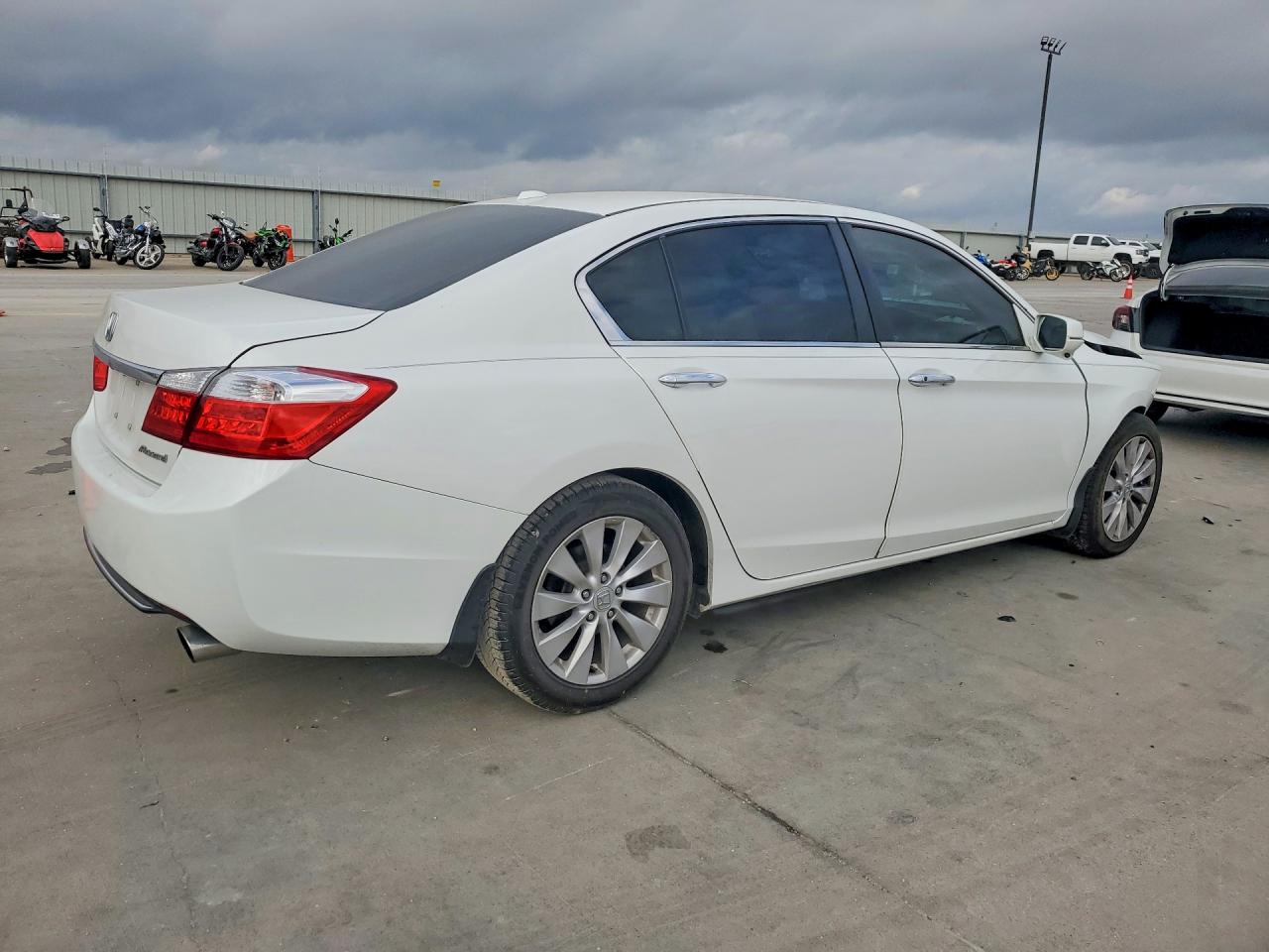 2015 HONDA ACCORD EXL photo 3