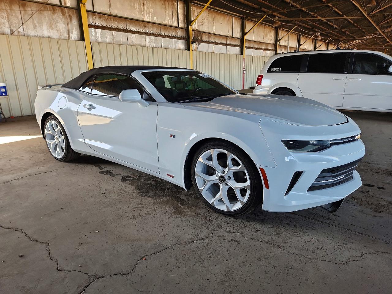 2016 CHEVROLET CAMARO LT photo 7