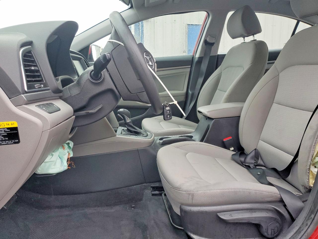 2017 HYUNDAI ELANTRA SE photo 7