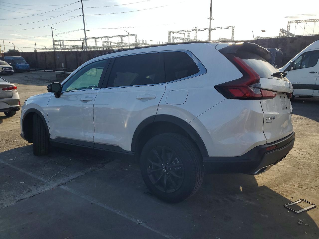 2025 HONDA CR-V SPORT photo 2