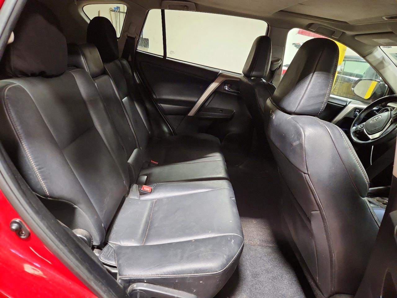 2015 TOYOTA RAV4 LIMITED photo 11