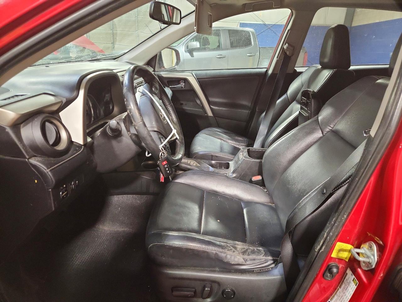 2015 TOYOTA RAV4 LIMITED photo 7