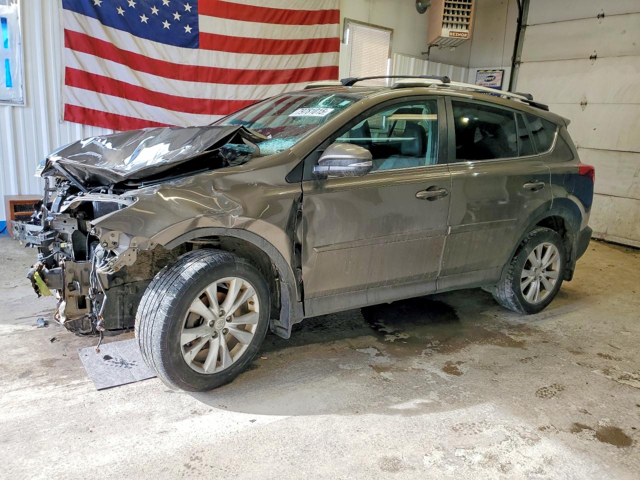 2014 TOYOTA RAV 4