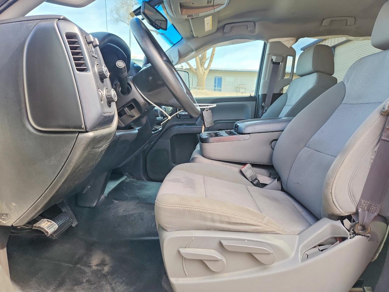 2017 CHEVROLET SILVERADO K1500 photo 7