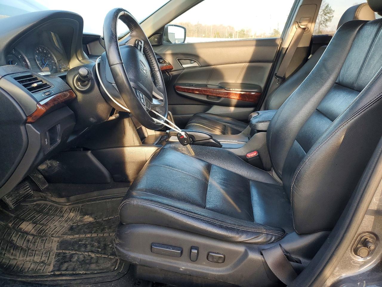 2012 HONDA CROSSTOUR EXL photo 13