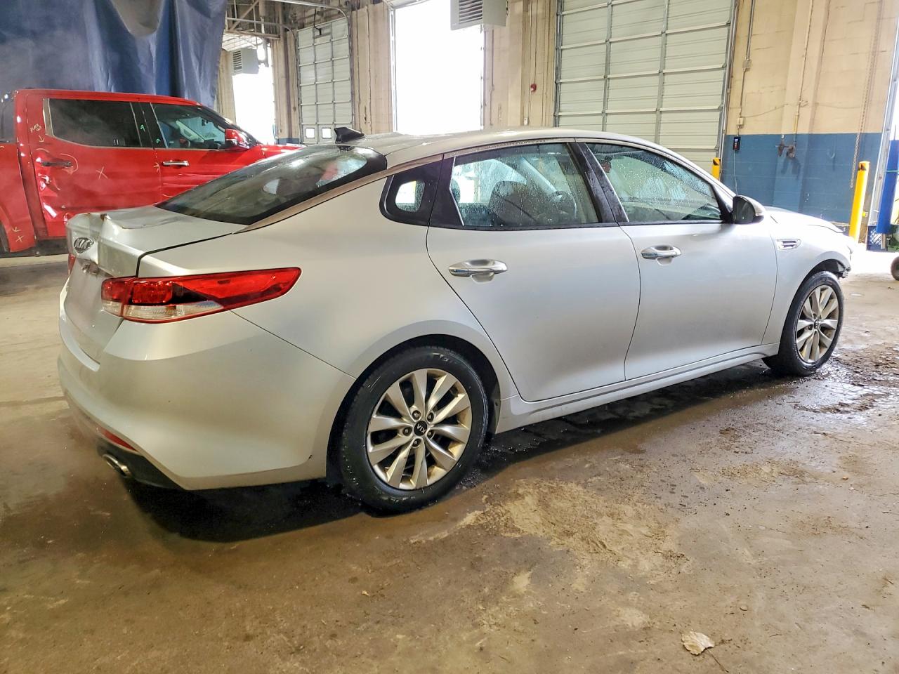 2017 KIA OPTIMA LX photo 7