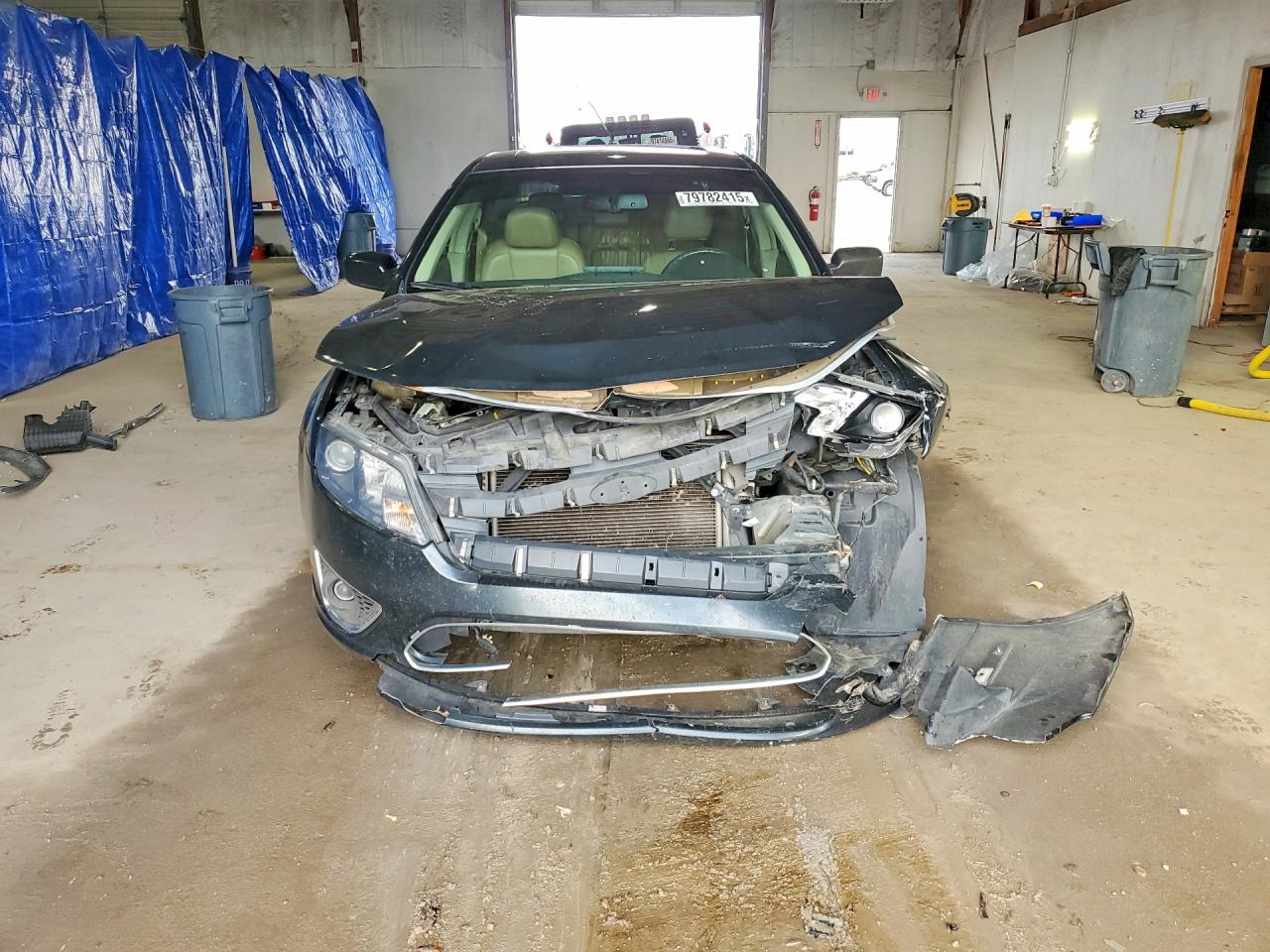 2010 FORD FUSION photo 5