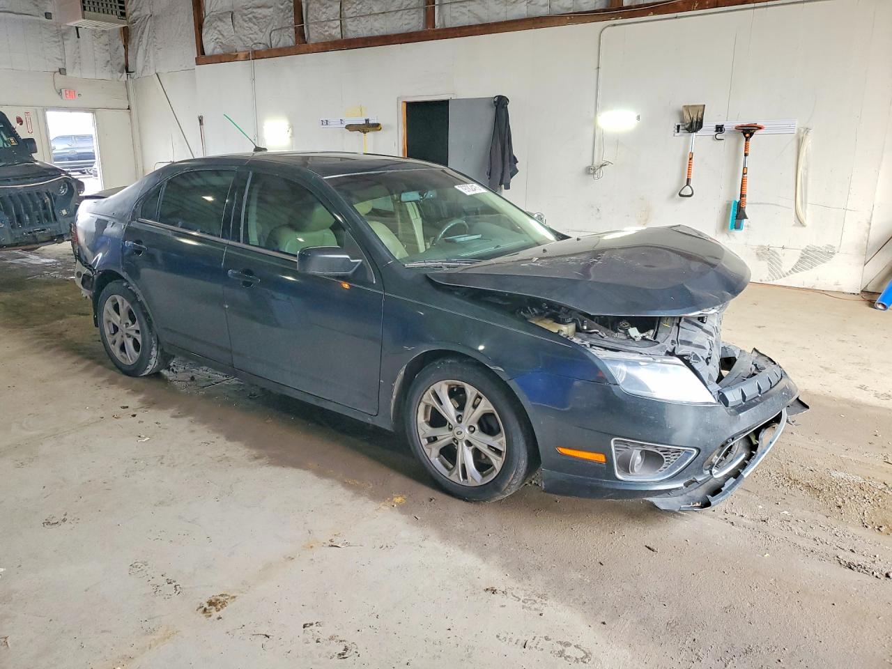 2010 FORD FUSION photo 4