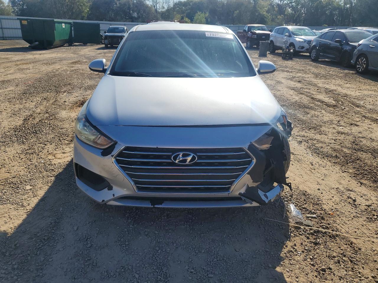 2019 HYUNDAI ACCENT SE photo 9