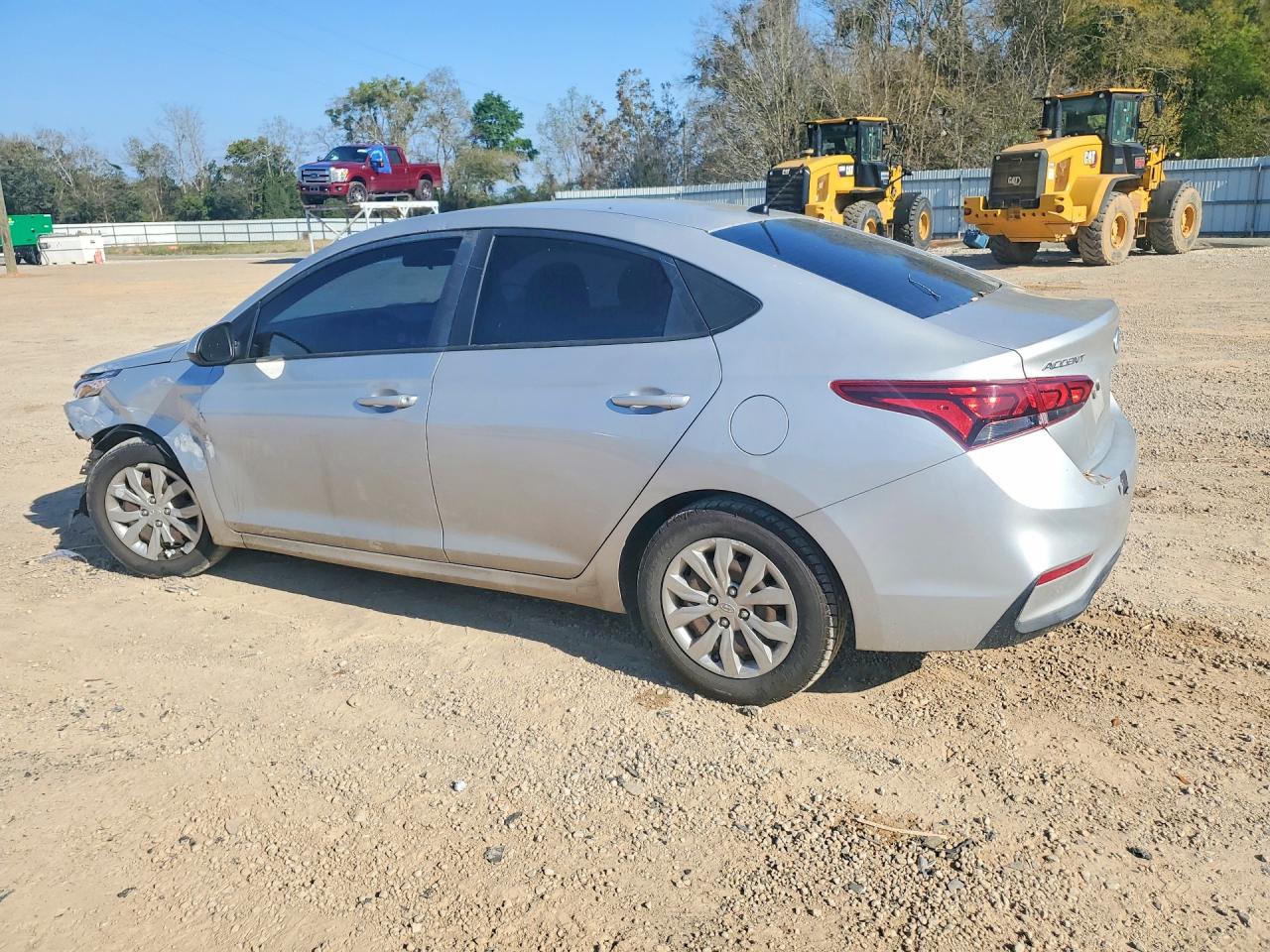 2019 HYUNDAI ACCENT SE photo 3