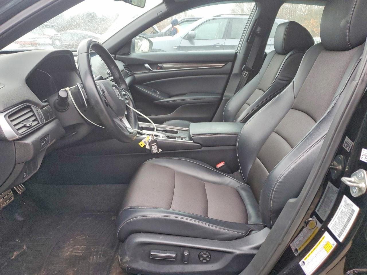 2018 HONDA ACCORD SPORT photo 19