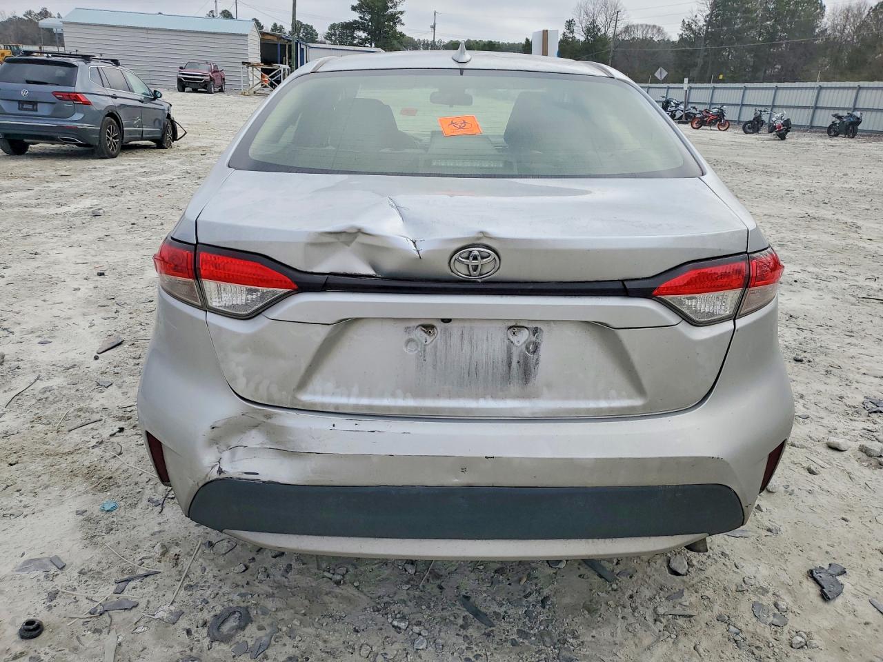 2021 TOYOTA COROLLA LE photo 6