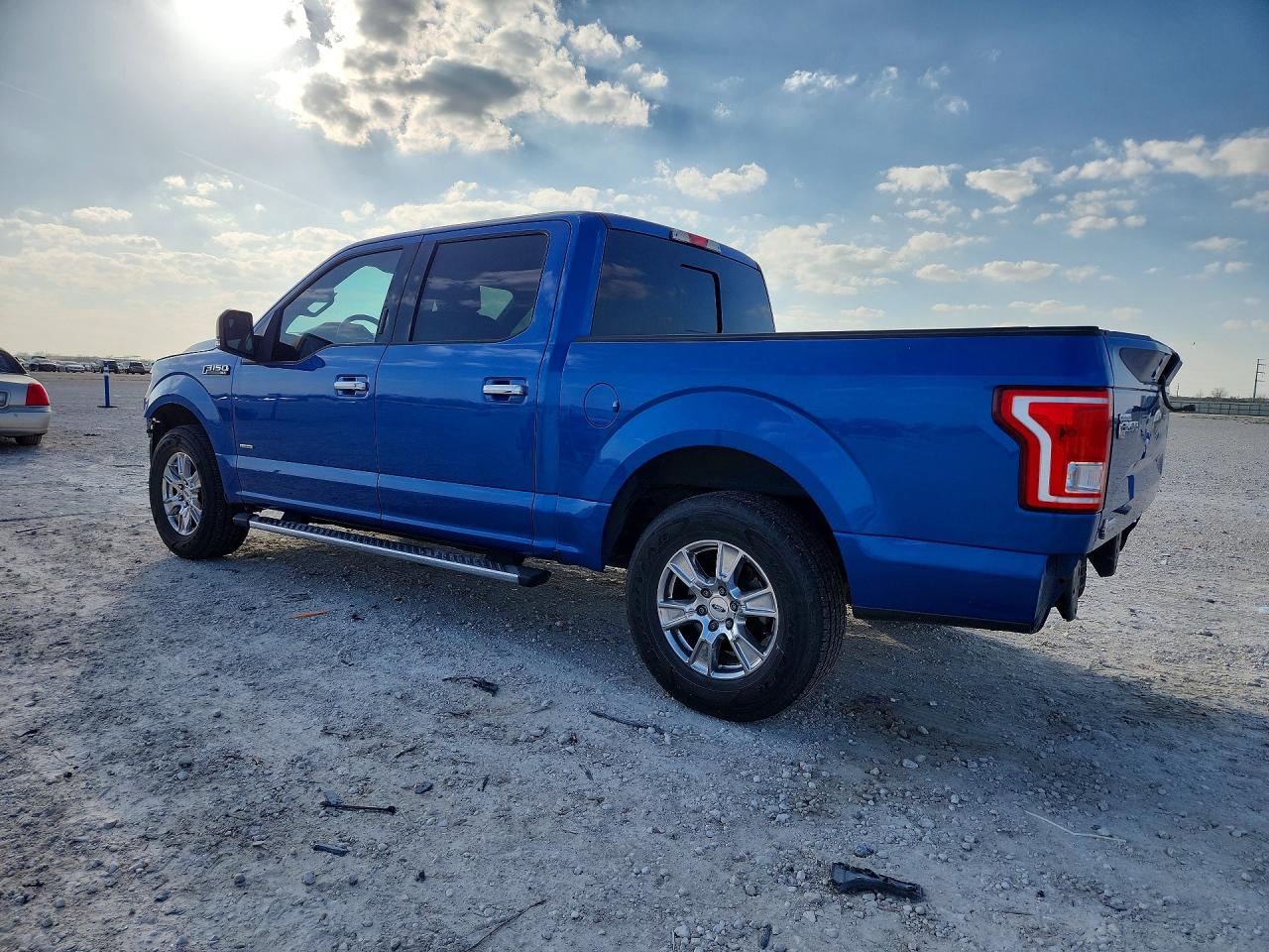 2015 FORD F150 SUPERCREW photo 3