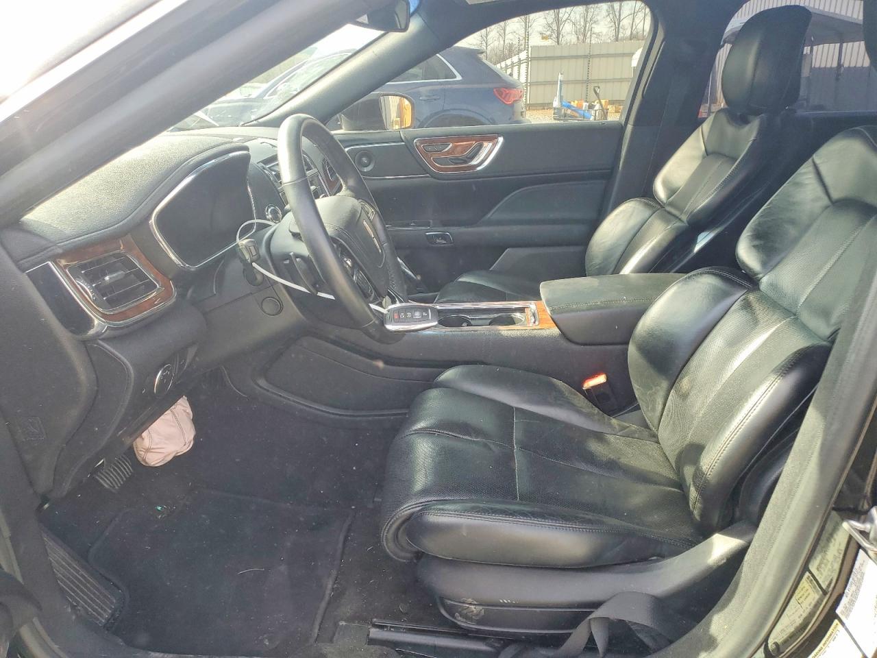 2020 LINCOLN CONTINENTAL photo 19