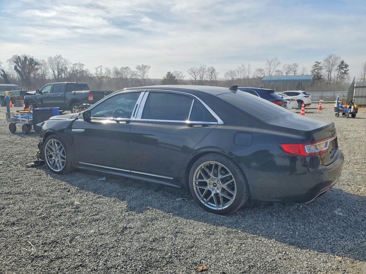 2020 LINCOLN CONTINENTAL photo 4