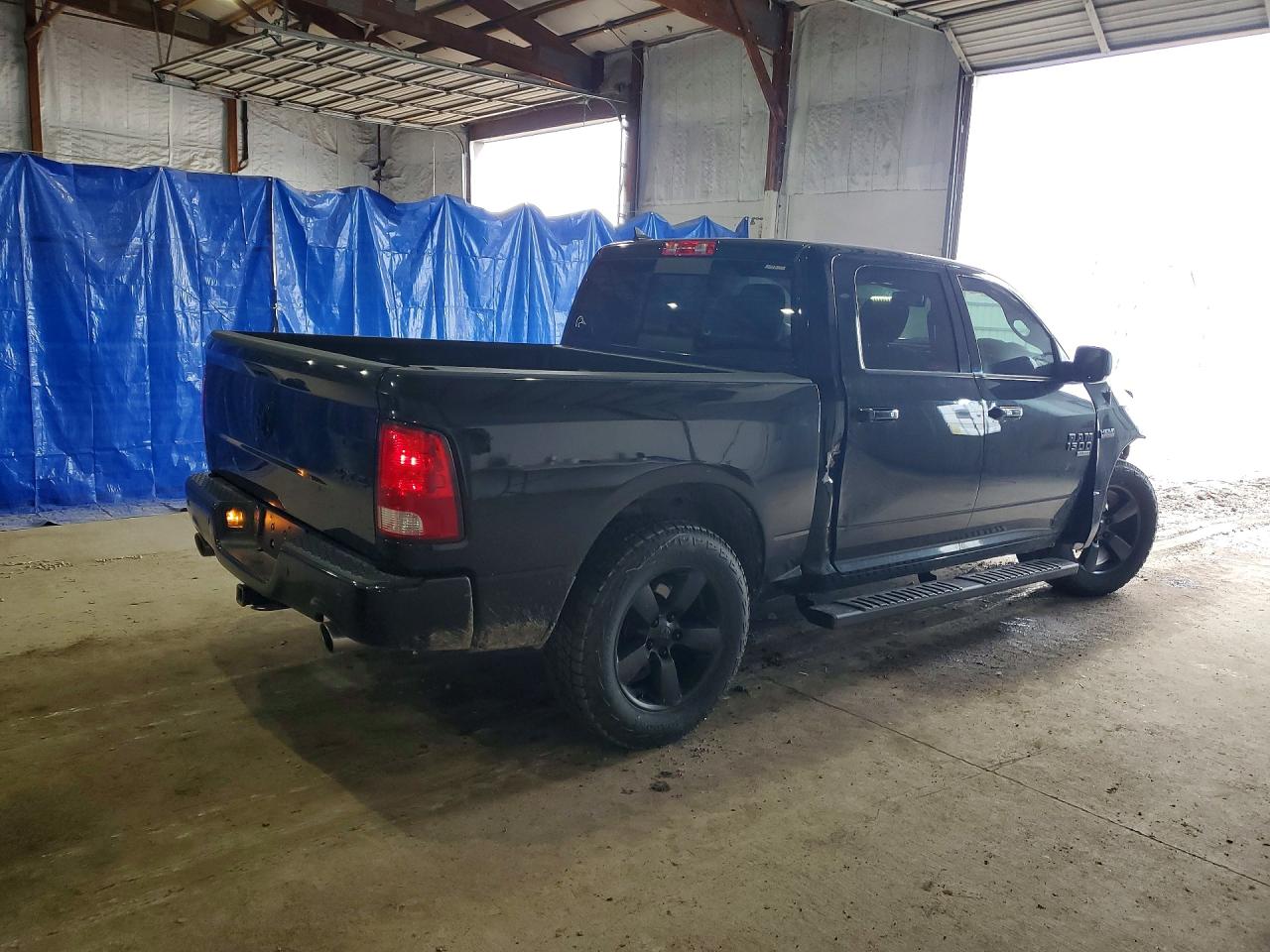 2019 RAM 1500 CLASSIC SLT photo 5