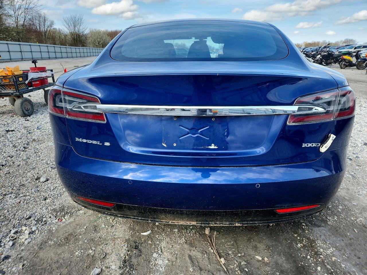 2018 TESLA MODEL S photo 6