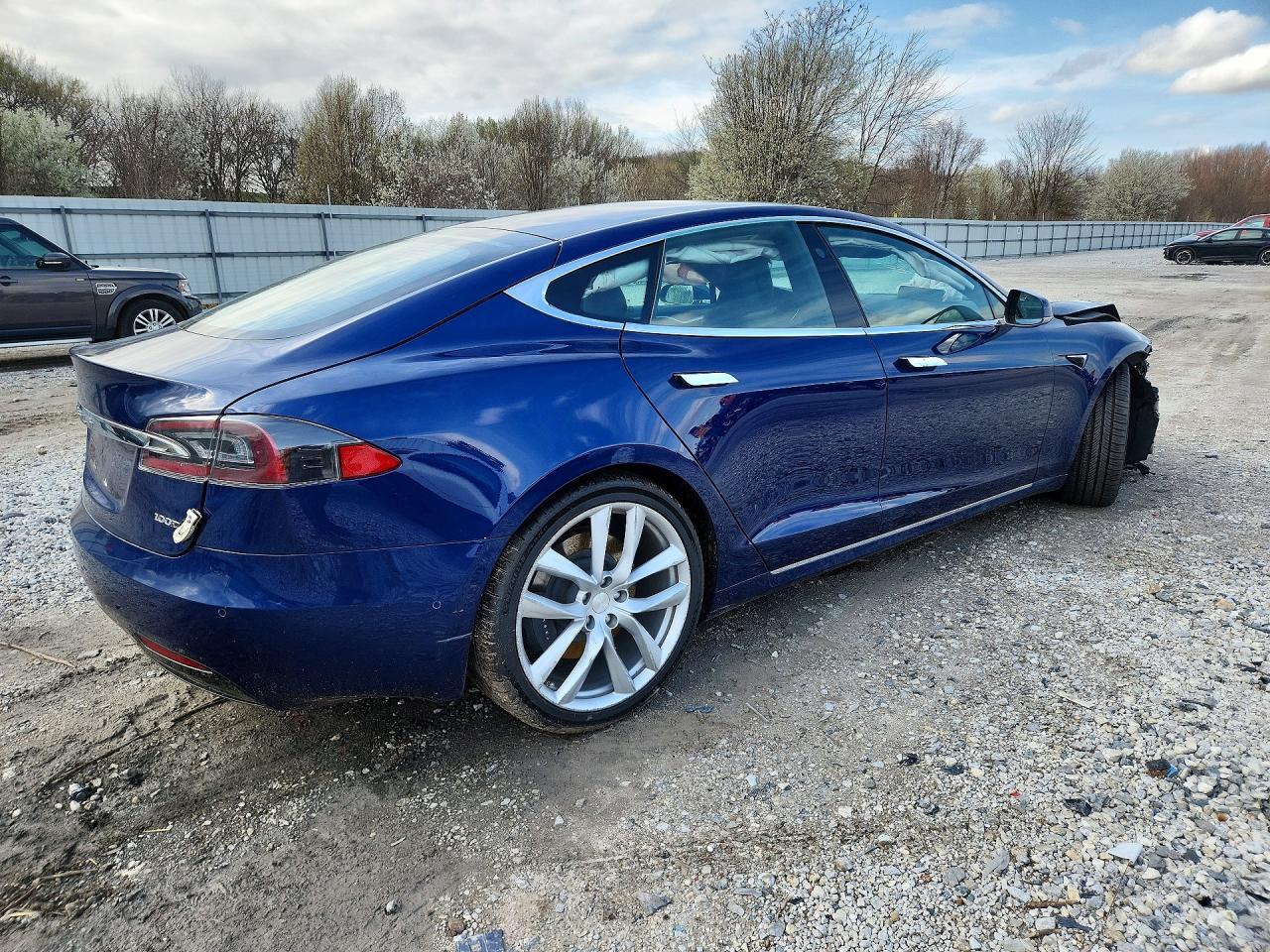 2018 TESLA MODEL S photo 3
