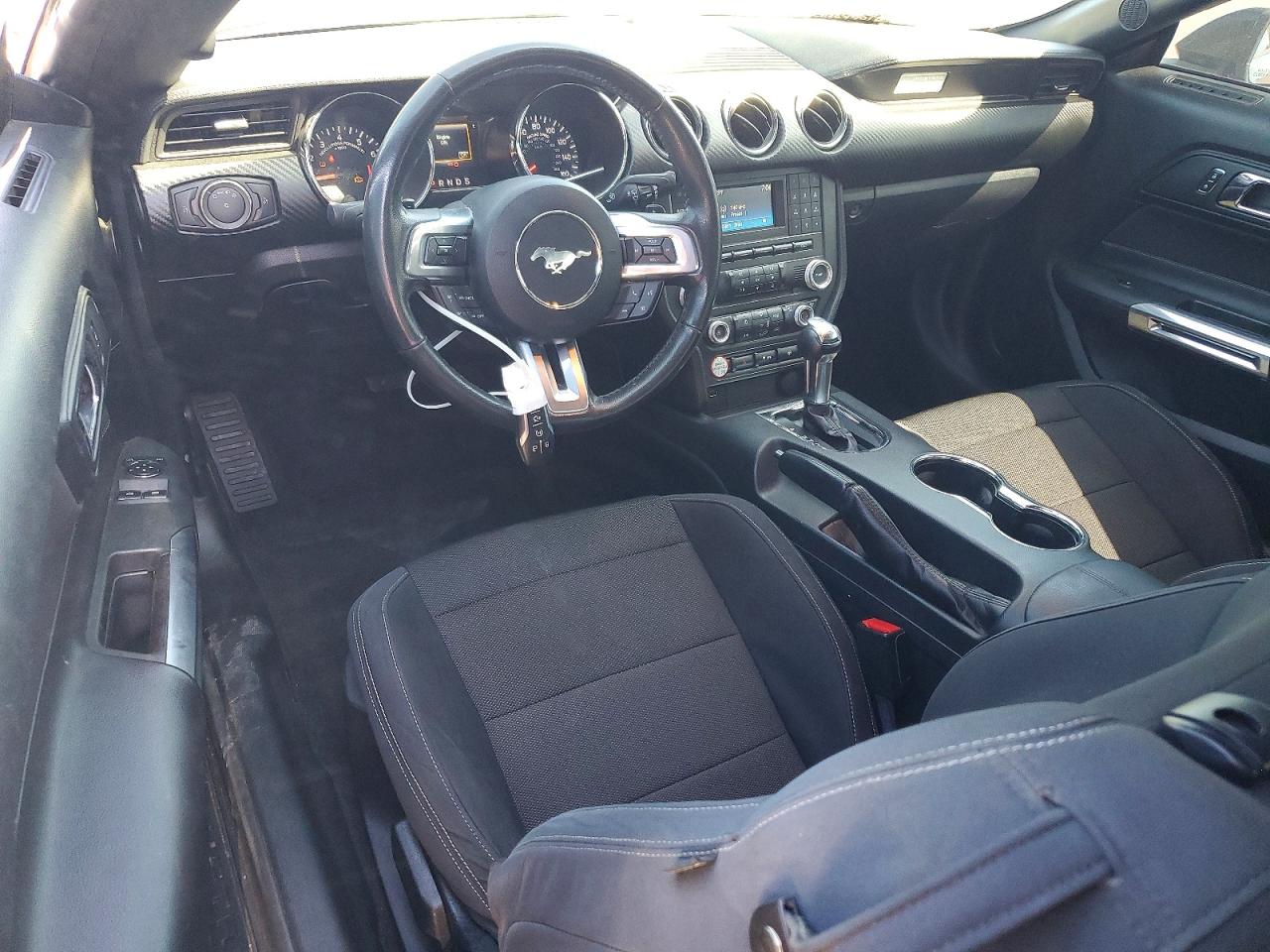 2015 FORD MUSTANG photo 15