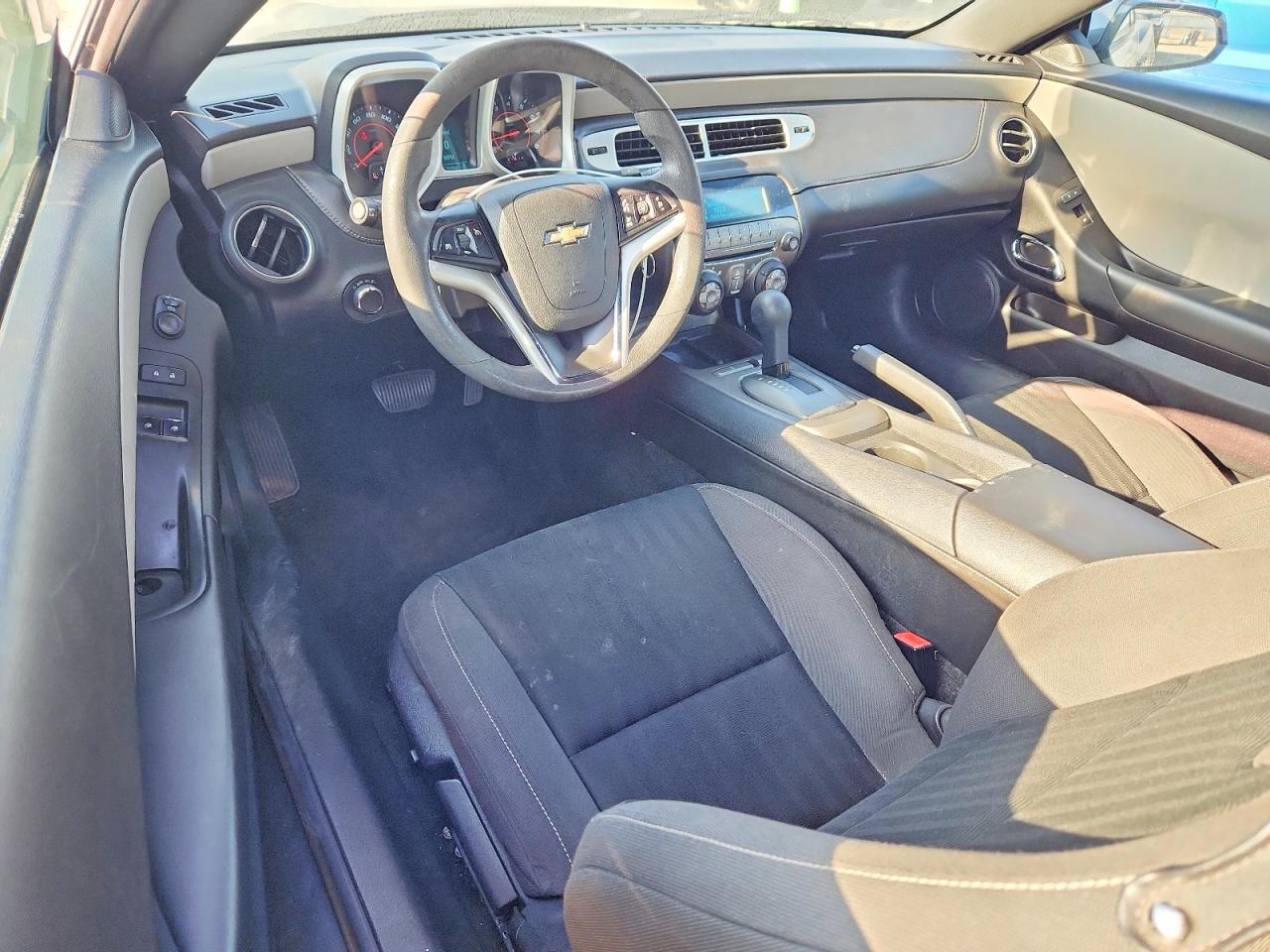 2015 CHEVROLET CAMARO LS photo 22