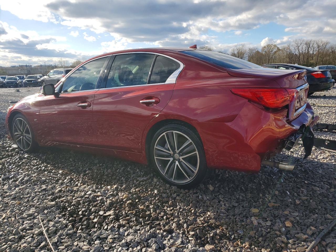 2015 INFINITI Q50 SPORT photo 2