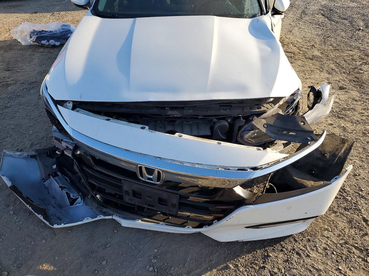 2018 HONDA ACCORD TOURING HYBRID photo 11
