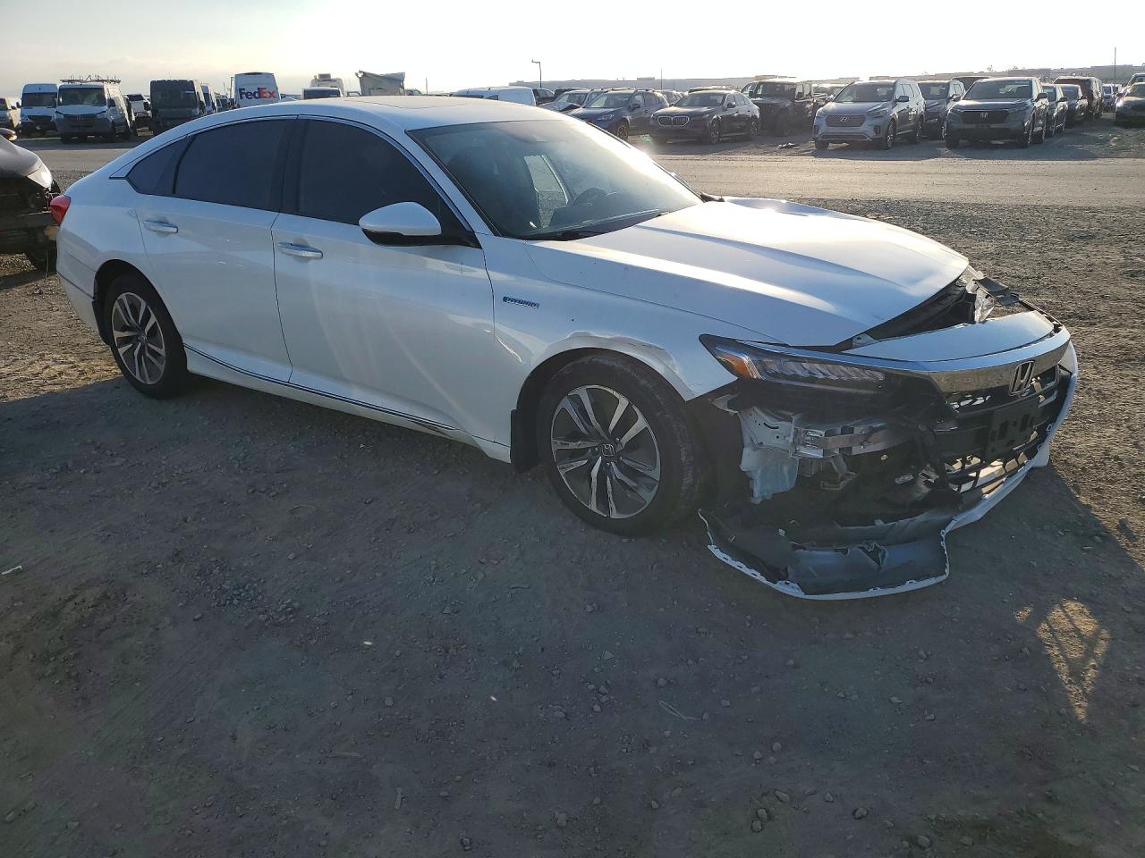 2018 HONDA ACCORD TOURING HYBRID photo 4