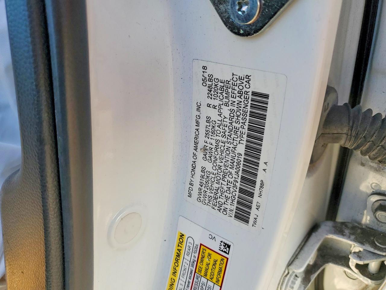 2018 HONDA ACCORD TOURING HYBRID photo 12
