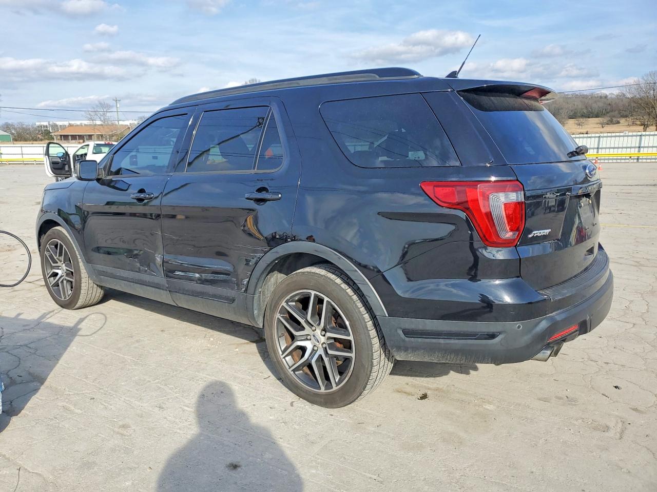 2018 FORD EXPLORER SPORT photo 3
