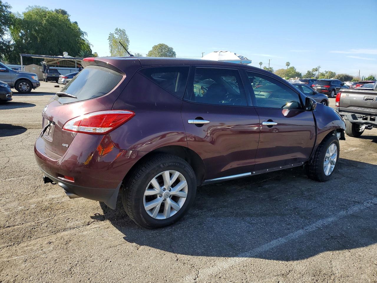 2014 NISSAN MURANO S photo 5