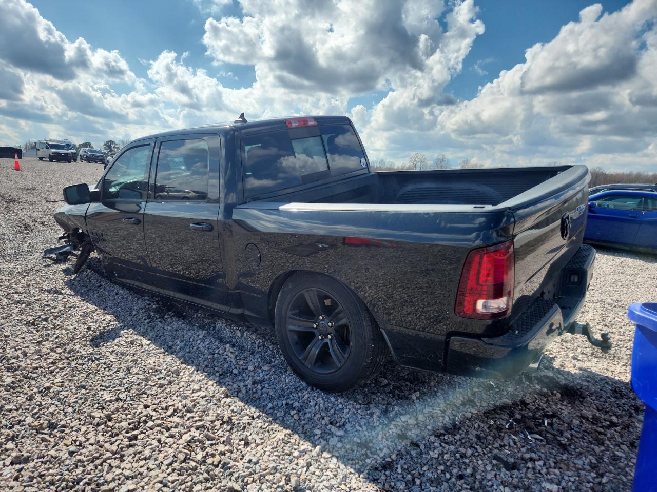 2015 RAM 1500 SPORT photo 4