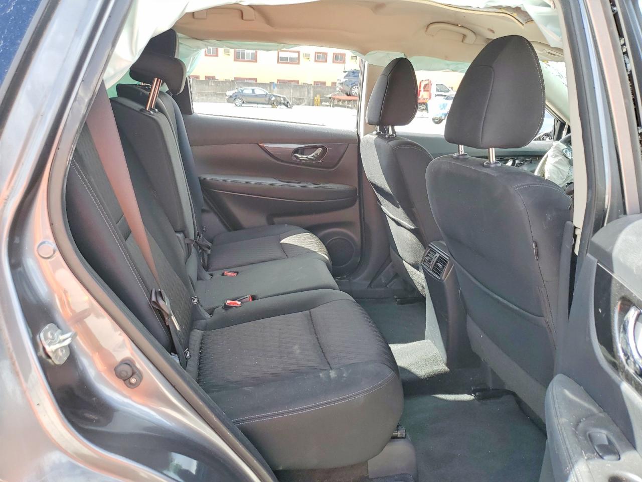 2020 NISSAN ROGUE SV photo 10