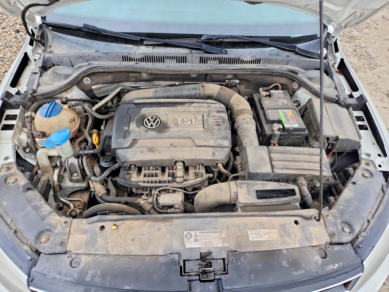 2016 VOLKSWAGEN JETTA SPORT photo 21