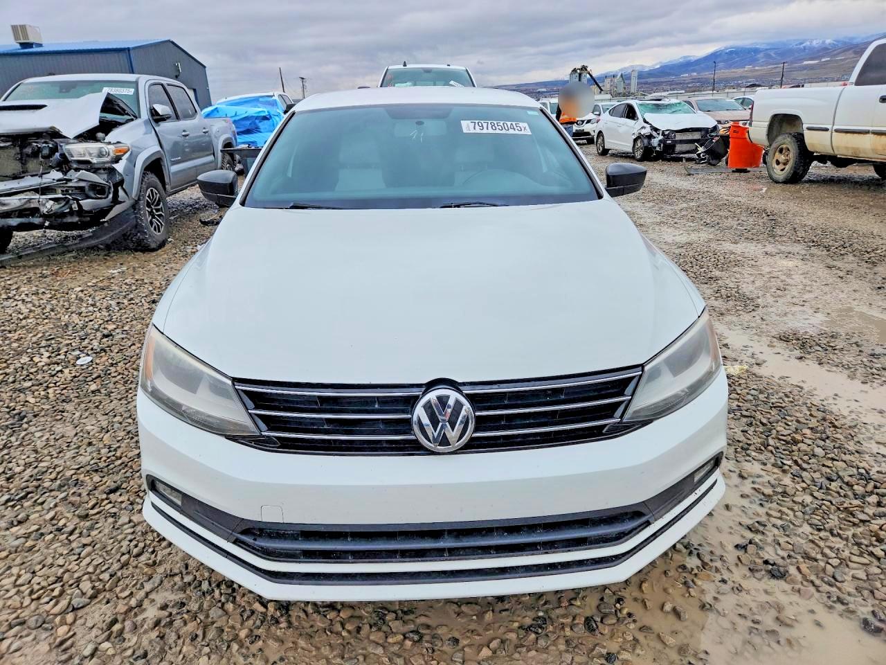 2016 VOLKSWAGEN JETTA SPORT photo 9