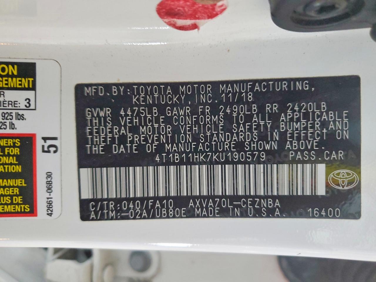 2019 TOYOTA CAMRY LE photo 12