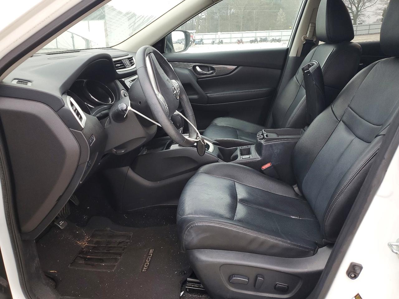 2016 NISSAN ROGUE SL photo 13