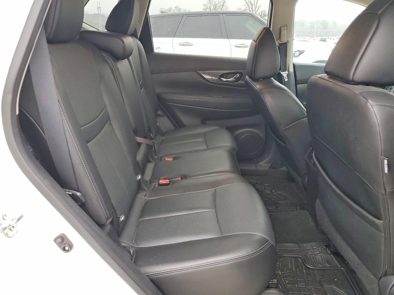 2016 NISSAN ROGUE SL photo 21