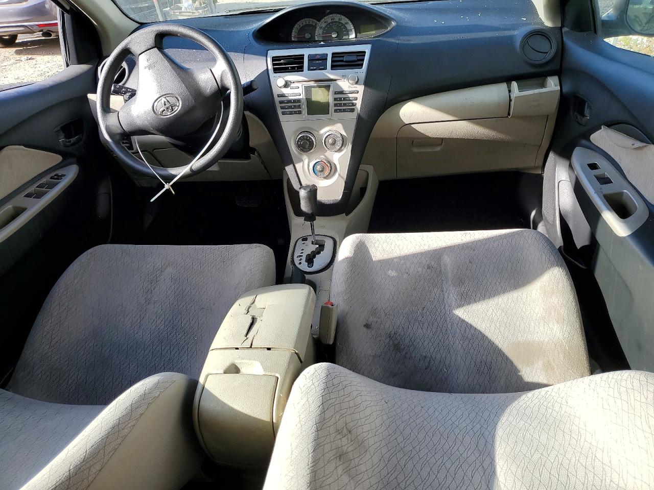 2007 TOYOTA YARIS BASE photo 8