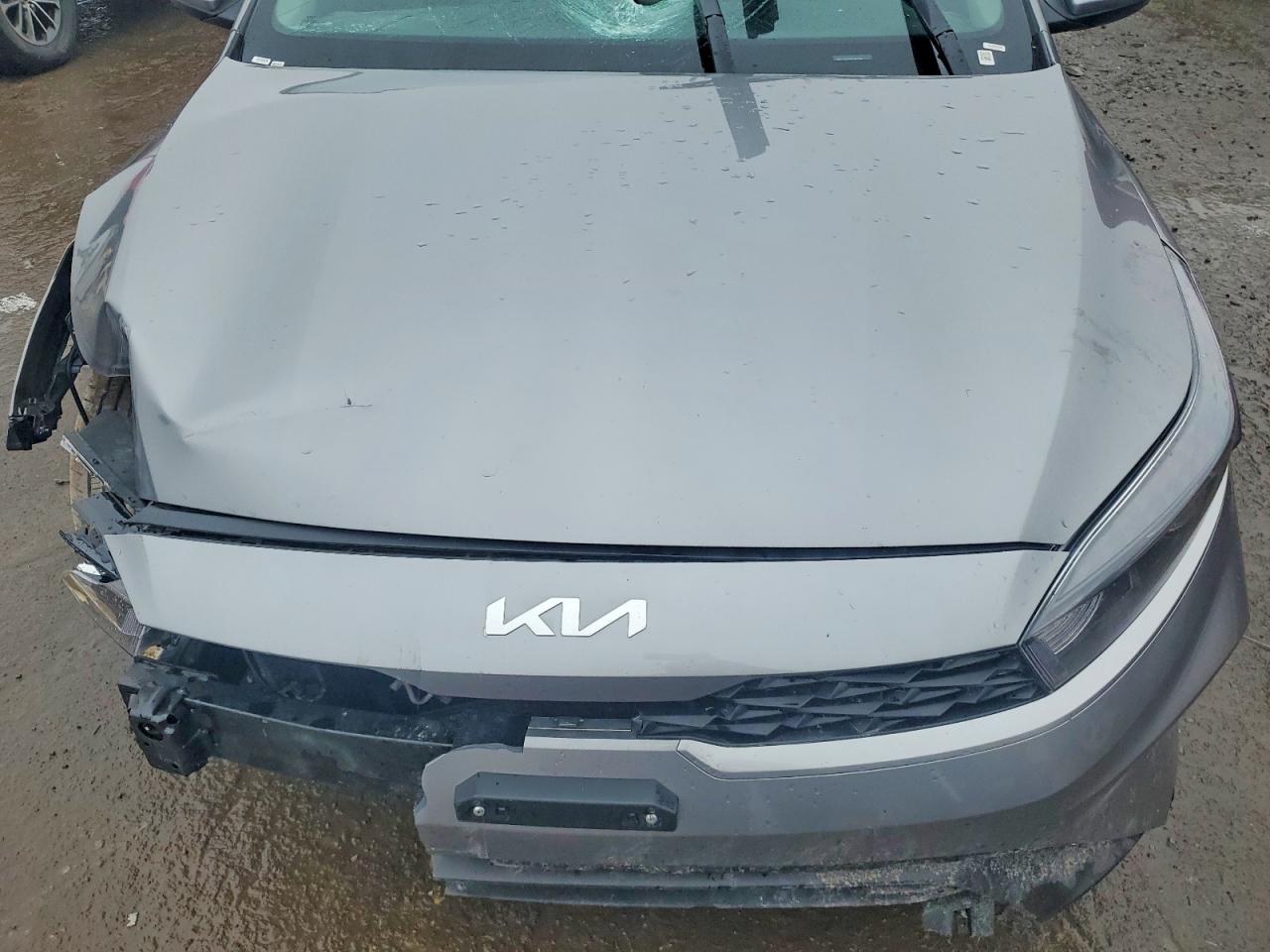2024 KIA FORTE LXS photo 21