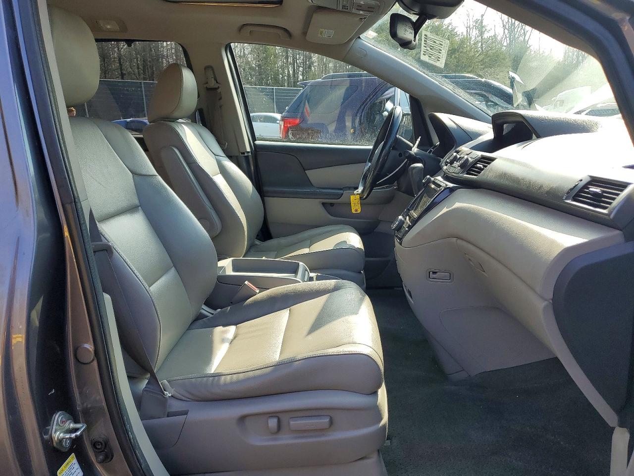 2016 HONDA ODYSSEY EXL photo 13