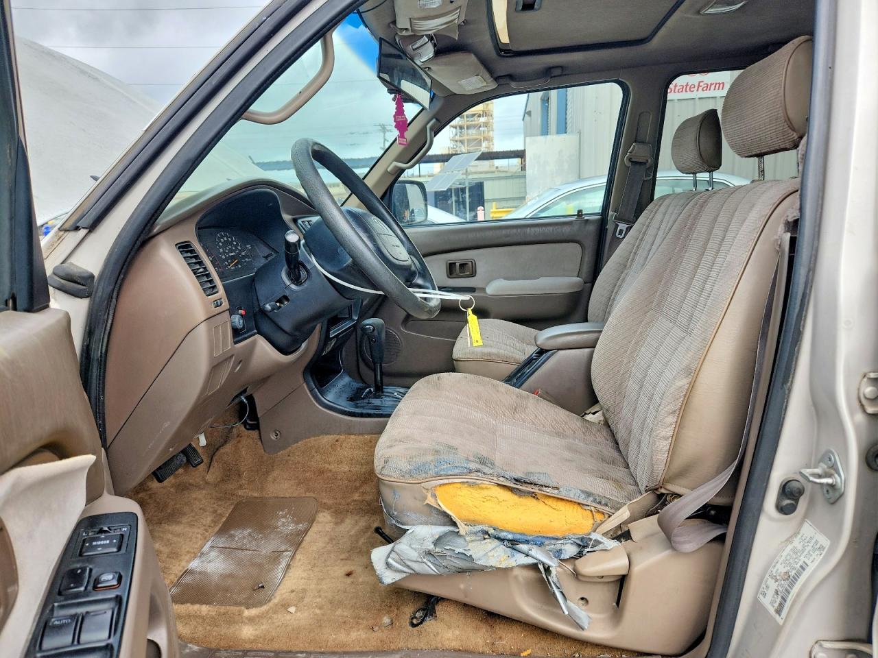 1997 TOYOTA 4RUNNER BASE photo 13