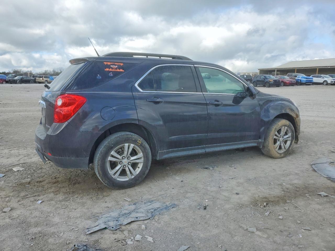 2013 CHEVROLET EQUINOX LT photo 3