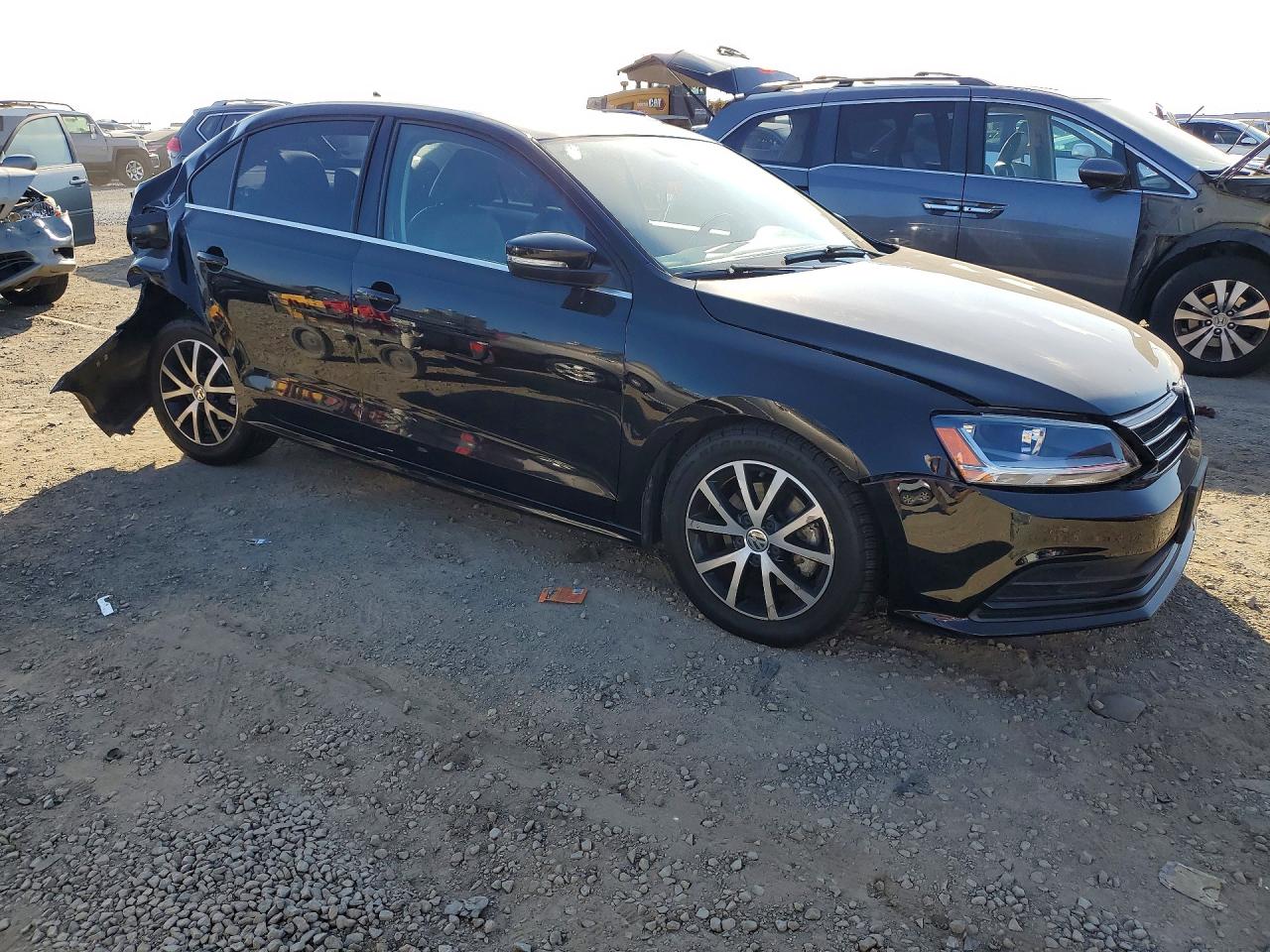 2017 VOLKSWAGEN JETTA SE photo 4
