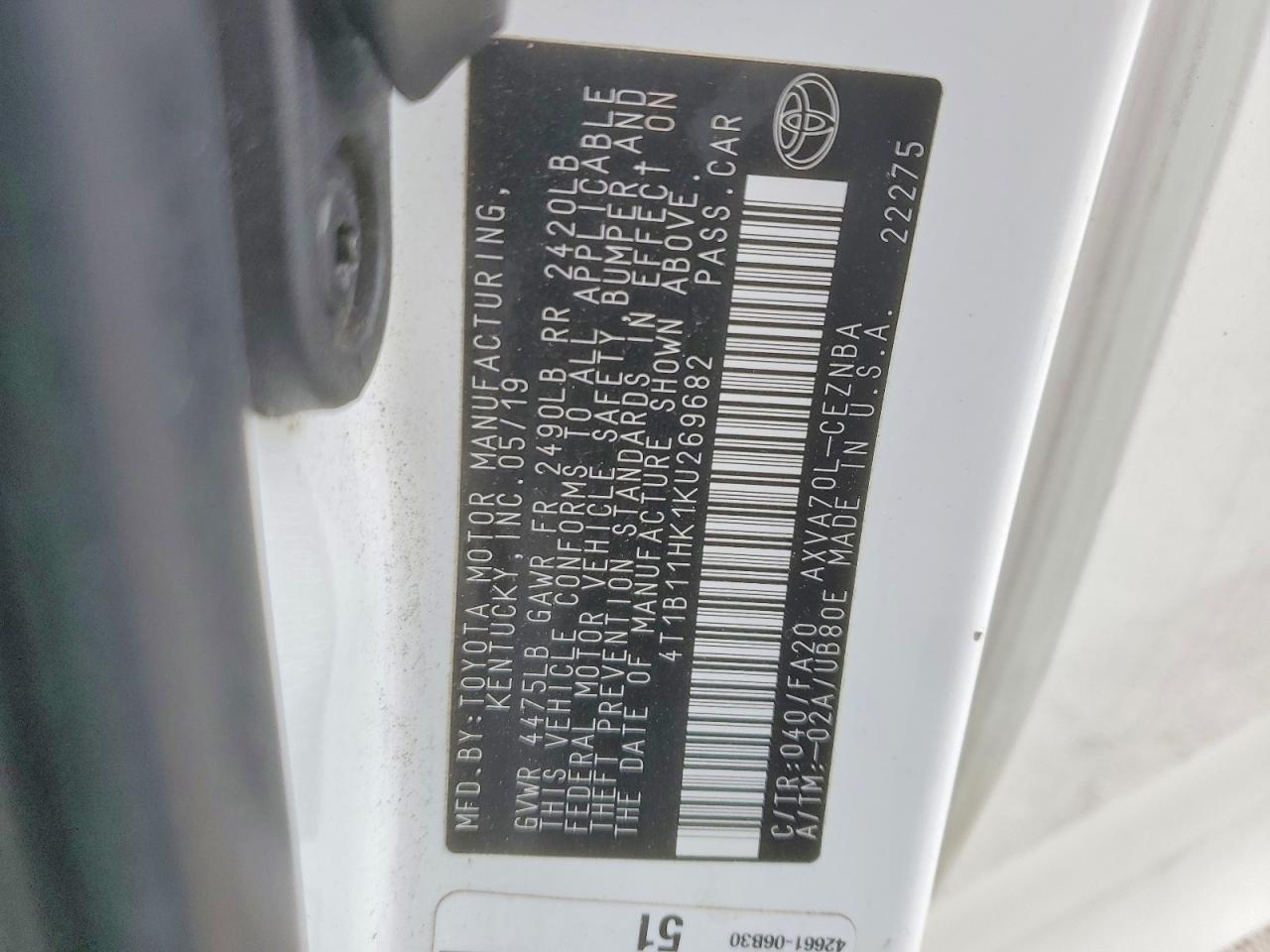 2019 TOYOTA CAMRY LE photo 25