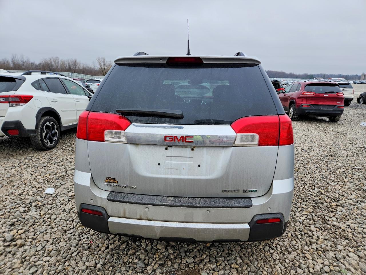 2012 GMC TERRAIN SLT photo 6