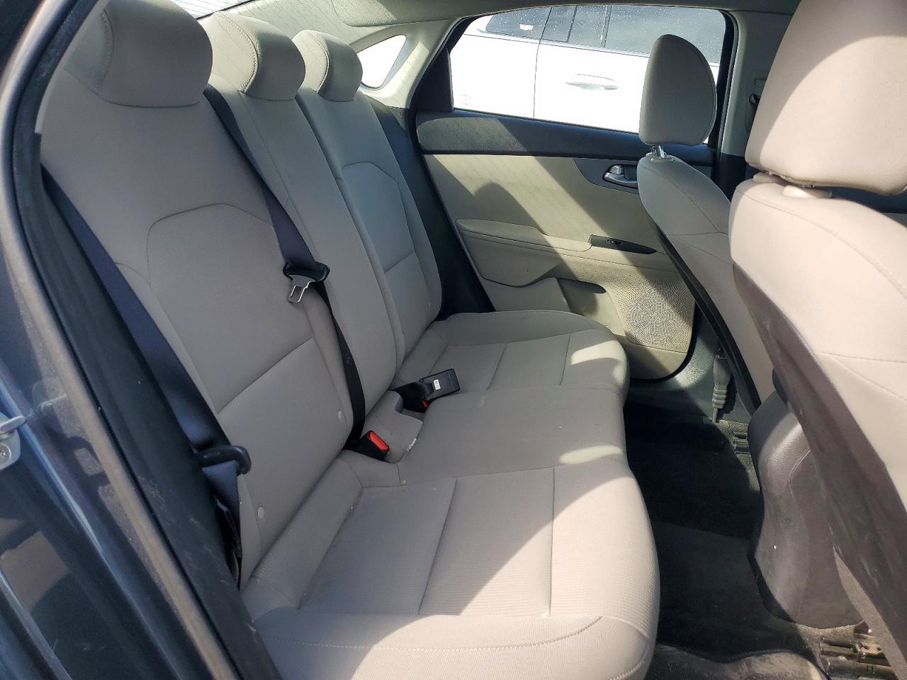 2021 KIA FORTE LXS photo 19