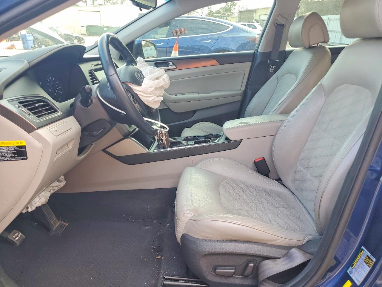 2017 HYUNDAI SONATA SPORT photo 19