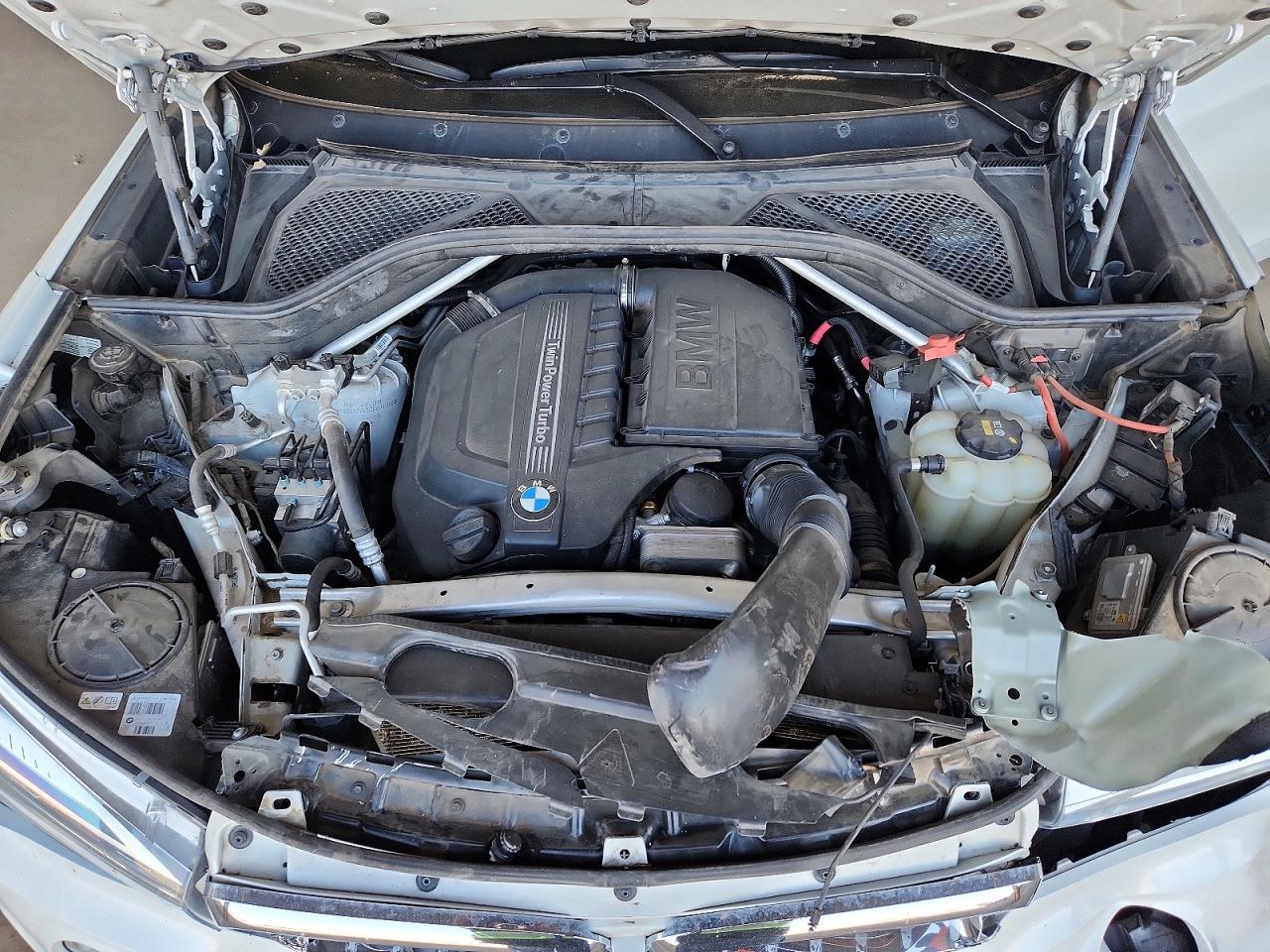 2016 BMW X5 XDRIVE35I photo 12