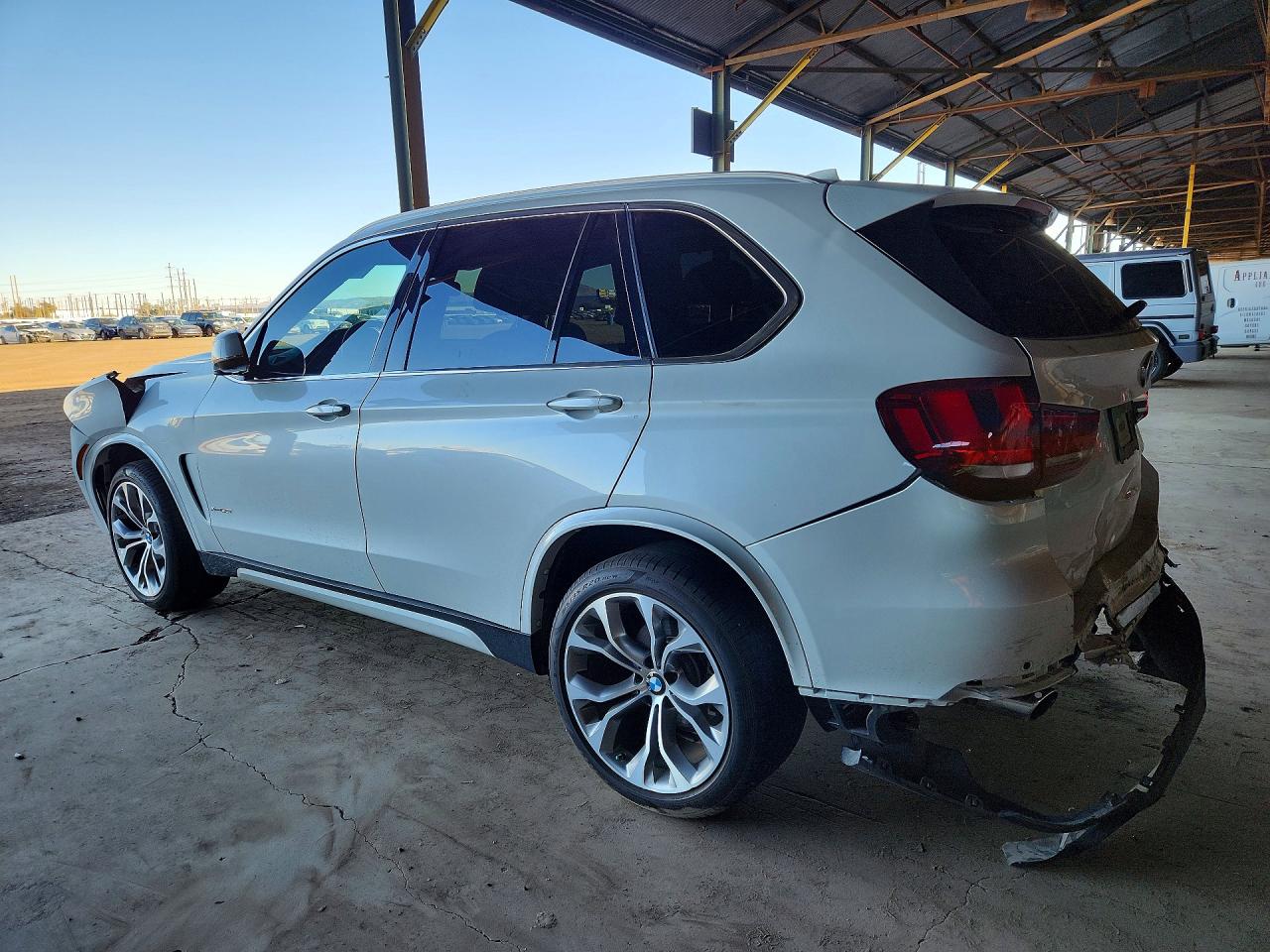 2016 BMW X5 XDRIVE35I photo 2