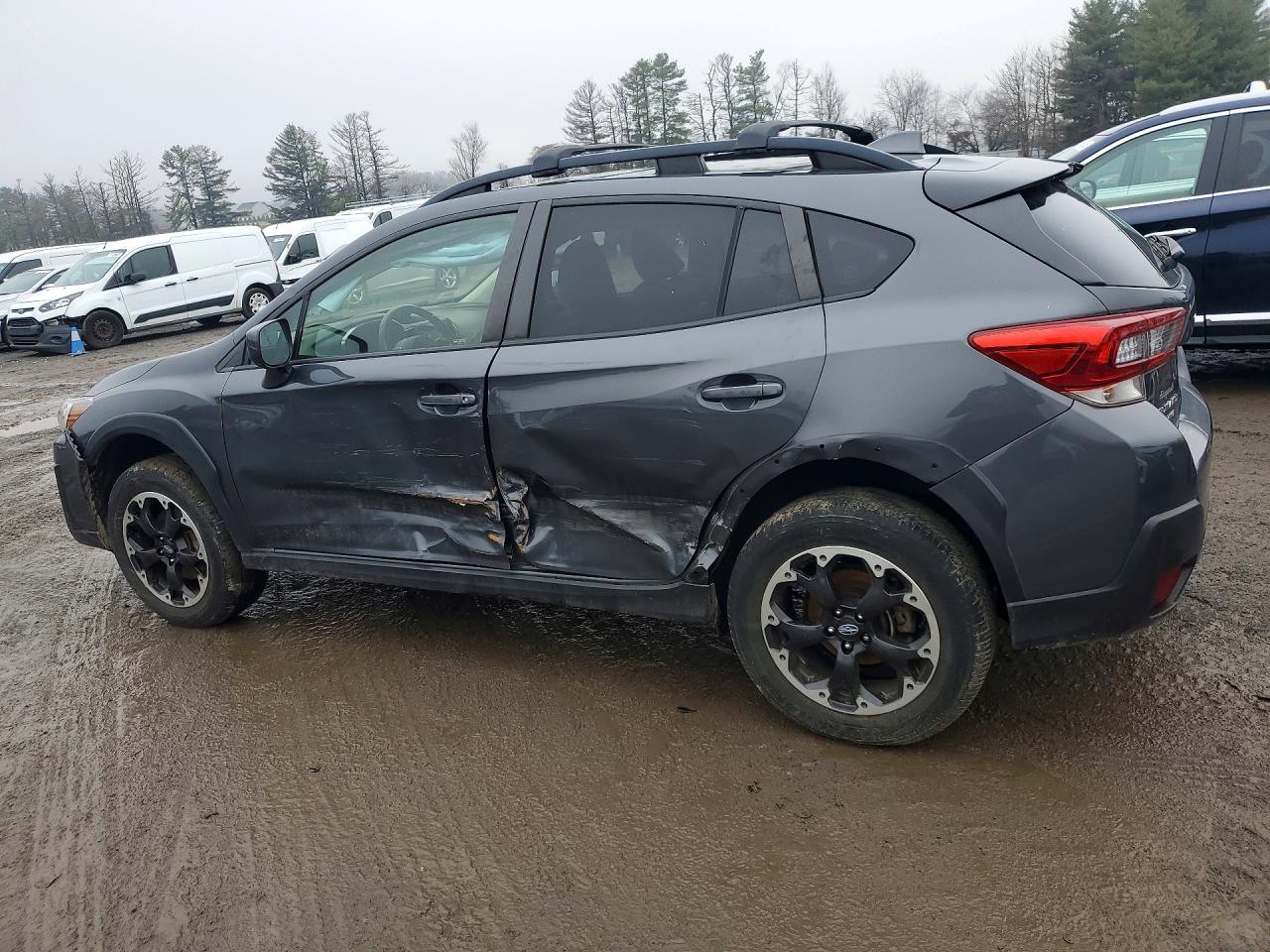 2021 SUBARU CROSSTREK PREMIUM photo 2